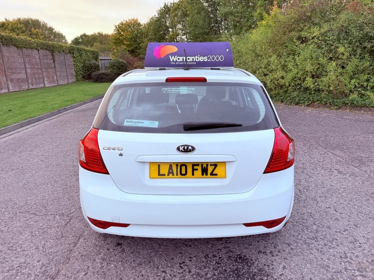 2010 10 KIA CEED 2 1.6 PETROL MANUAL SMART FAMILY MOTOR OCTOBER 2026 MOT 