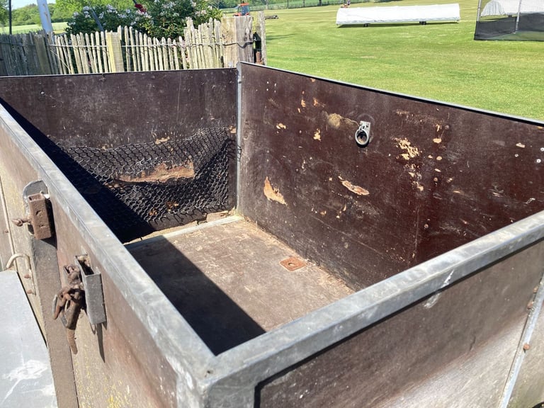 Box trailer - good used condition, plenty tread in tyres.