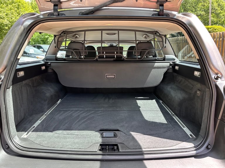 2012 Volvo XC70 2.4 D3 SE Lux Geartronic AWD Euro 5 5dr ESTATE Diesel Automatic
