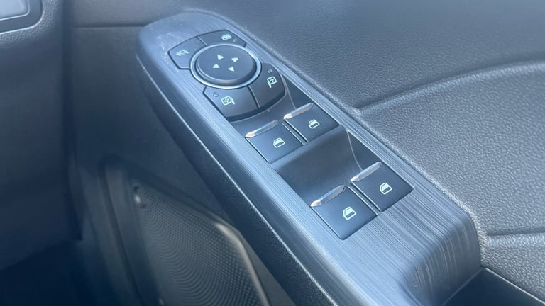 2025 Ford Kuga 2.5 PHEV Active 5dr CVT Estate Estate Hybrid Automatic