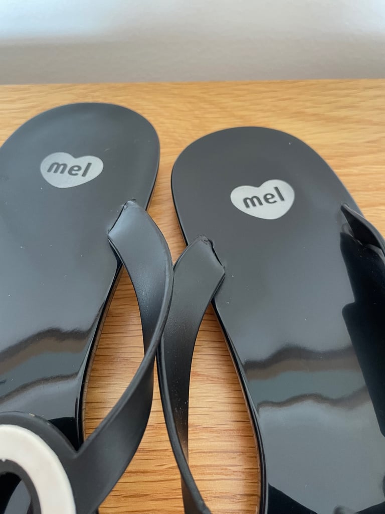 Flip flop size 6