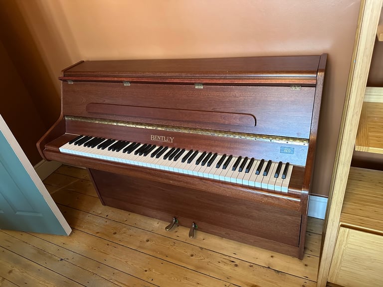 Piano Tuner North East London 