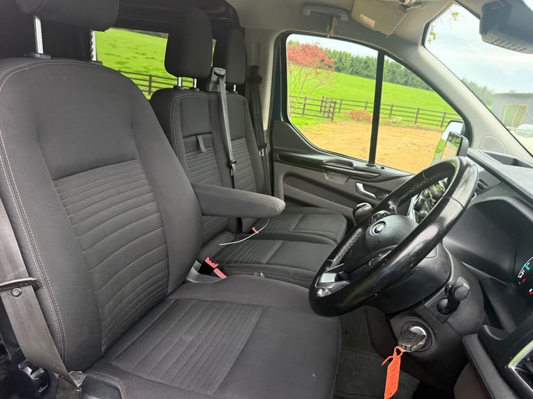2021 Ford Transit Custom 2.0 EcoBlue 170ps crew cab ***VAT INCLUDED***Limited Van PANEL VAN Diese...