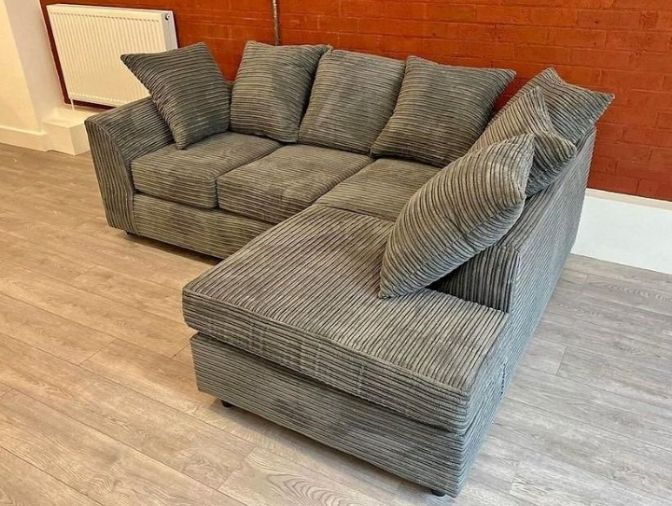 Brand New lovely 4 seater corner sofa available cash on delivery