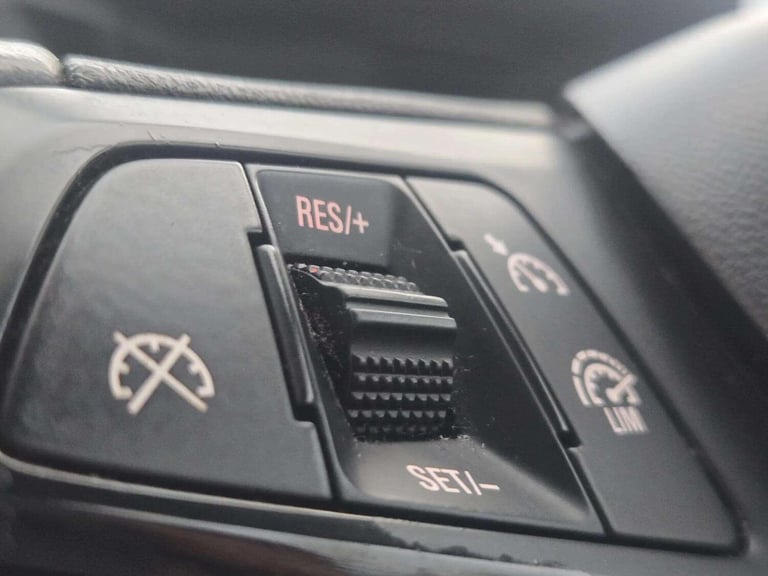 2015 Vauxhall Corsa 1.4i ecoFLEX SRi Euro 6 5dr HATCHBACK Petrol Manual