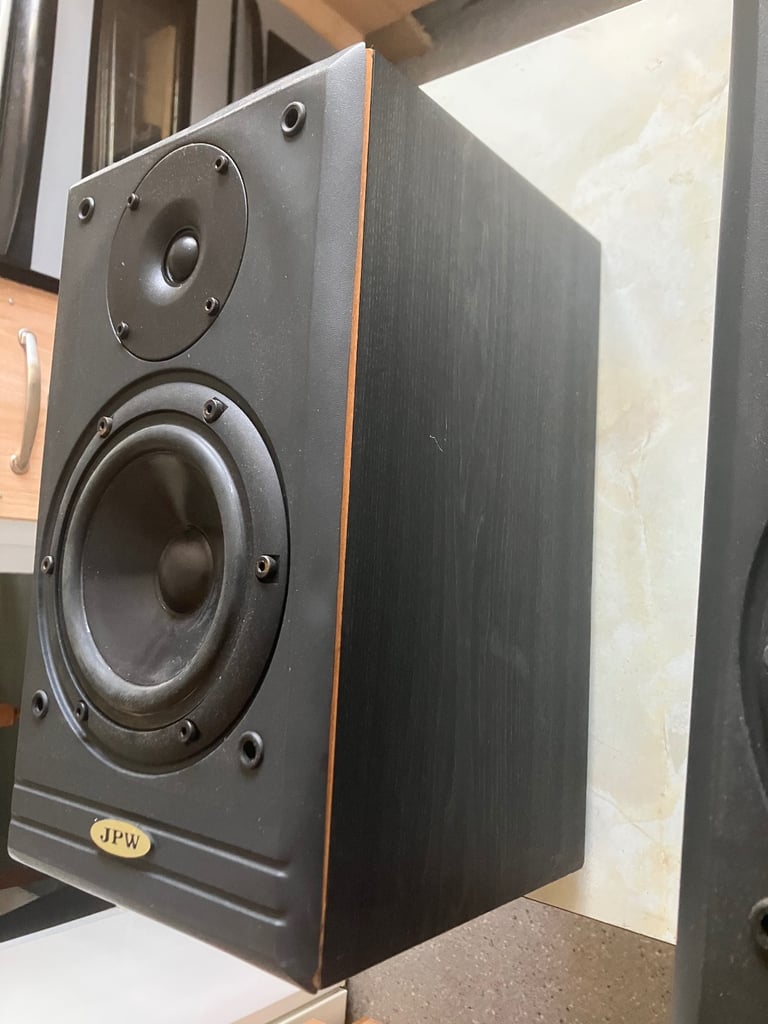 JPW ML 510 2 Way Bookshelf Loudspeakers