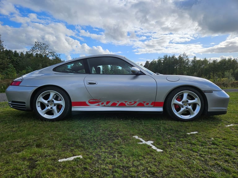 Porsche 911 C4S 