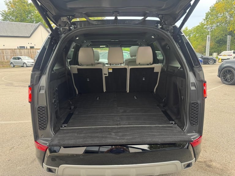 2019 Land Rover Discovery 3.0 SD V6 HSE SUV 5dr Diesel Auto 4WD Euro 6 (s/s) (306 ps) ESTATE Dies...