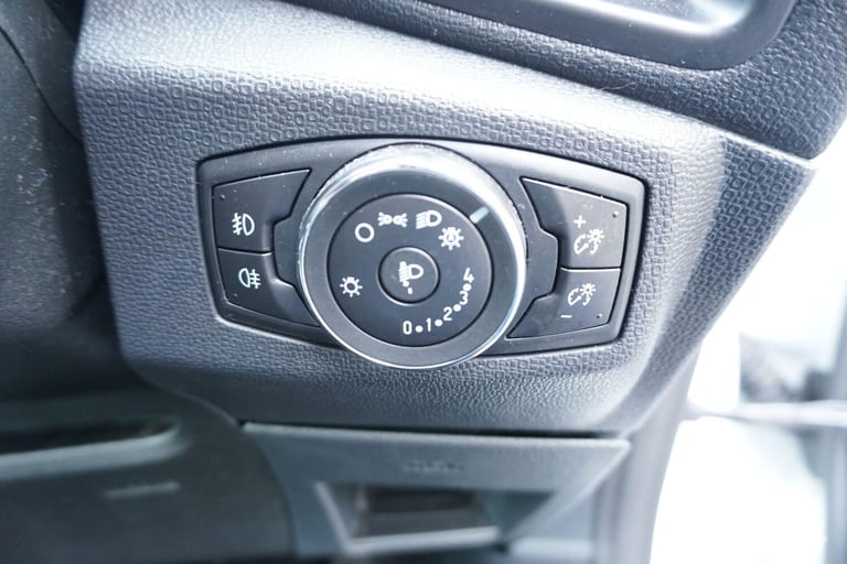 2018 Ford Ecosport 1.0T EcoBoost Titanium Euro 6 (s/s) 5dr HATCHBACK Petrol Manual