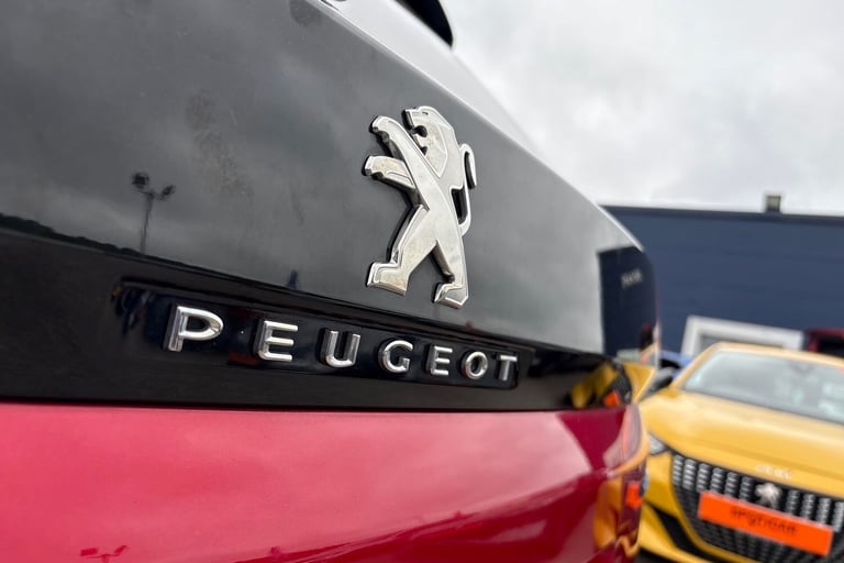 2020 Peugeot 3008 1.6 Hybrid4 300 GT Line 5dr e-EAT8 HATCHBACK PETROL/ELECTRIC Manual