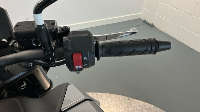 2025 Honda CB Honda CB750 Hornet (25MY) ROADSTER Petrol Manual