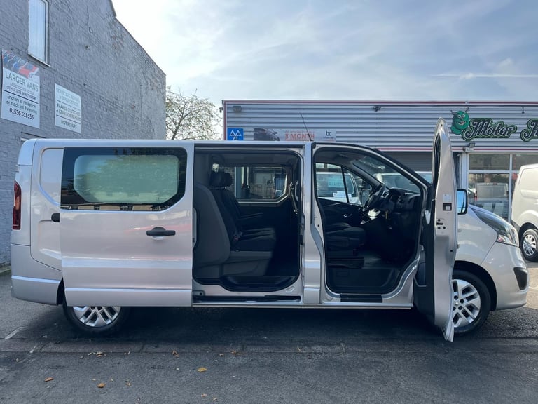 Vauxhall Vivaro 1.6 CDTi 2900 Sportive 6 Seat LWB Crew Van  DIESEL 2015/15