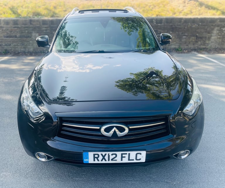 Infiniti FX30d S 2012, Semi-Auto 3.0L diesel, full service history, 5 doors