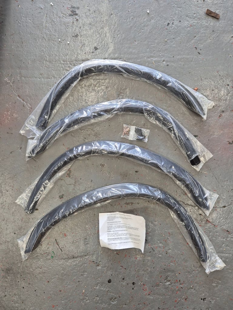 Just kampers VW T4 Wheel Arch Trim Set - Black