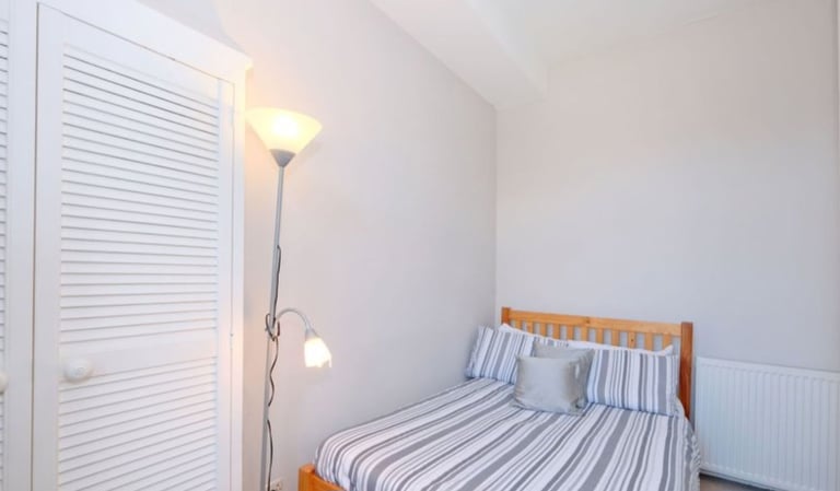 Bright and airy 2 bedroom modern furnished flat great location