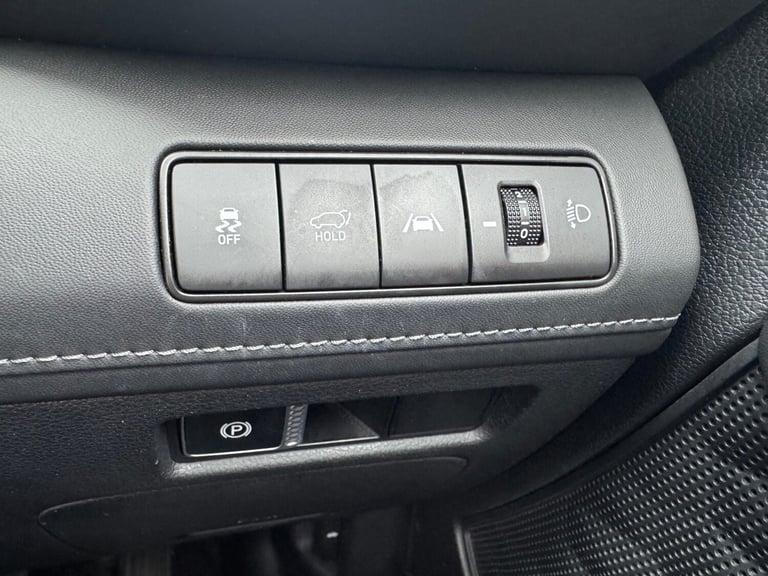 2022 Hyundai Santa Fe 1.6 TGDi Hybrid Premium 5dr Auto Estate Hybrid Automatic