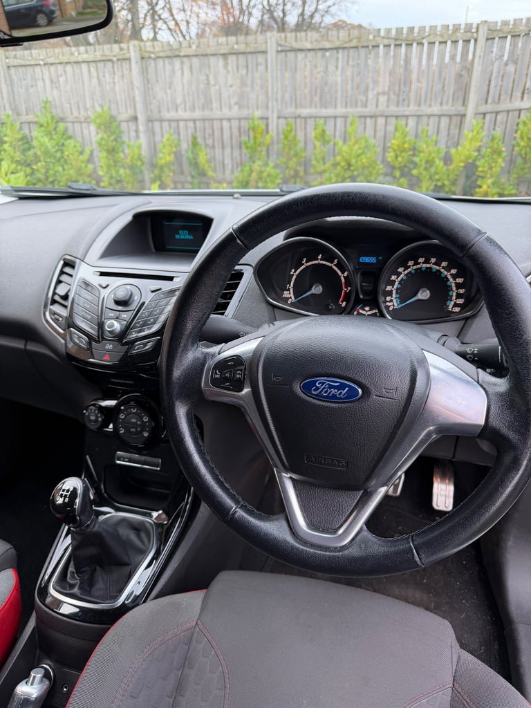 Ford, FIESTA, Hatchback, 2014, Manual, 998 (cc), 3 doors