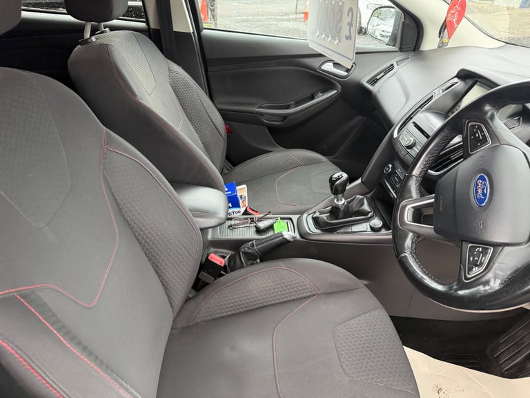 2015 Ford focus Zetec S Facelift Model 1.5 petrol 6 speed manual mot for 1 year