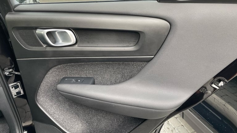 2024 Volvo XC40 Ultra B3 Mild hybrid ESTATE Petrol/Electric Hybrid Automatic