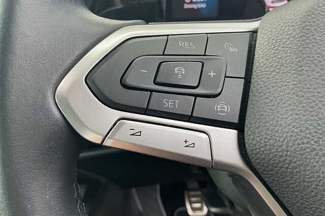 2021 Volkswagen Golf 1.0 TSI Active 5dr Hatchback Hybrid Manual