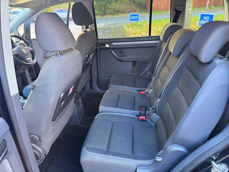 2011 Volkswagen Touran 2.0 TDI SE 5dr DSG MPV Diesel Automatic