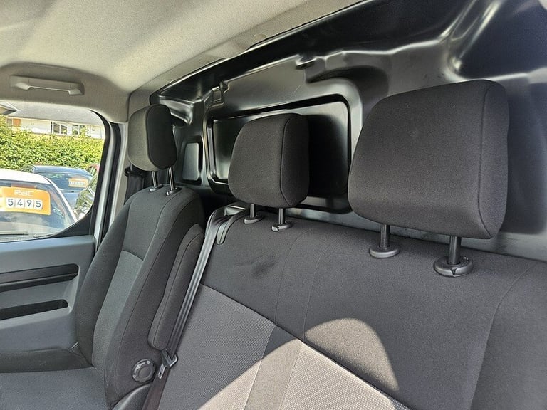 2022 Vauxhall Vivaro 2900 1.5d 100PS Sportive H1 Van PANEL VAN DIESEL Manual