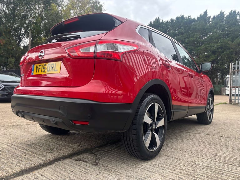 2015 Nissan Qashqai 1.2 Qashqai N-Tec DiG-T 5dr SUV Petrol Manual