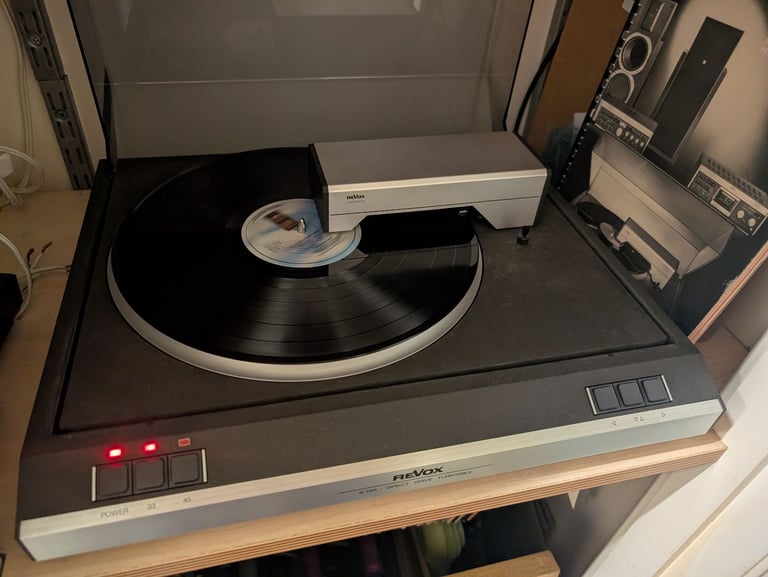 Studer Revox B795 direct drive turntable 