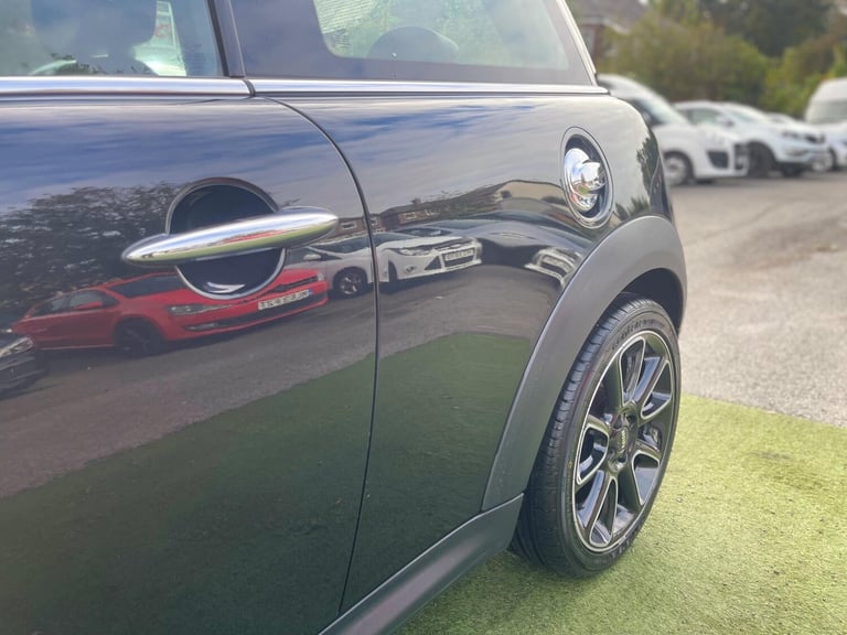 2013 MINI Hatch 2.0 Cooper SD Bayswater Euro 5 (s/s) 3dr HATCHBACK Diesel Manual