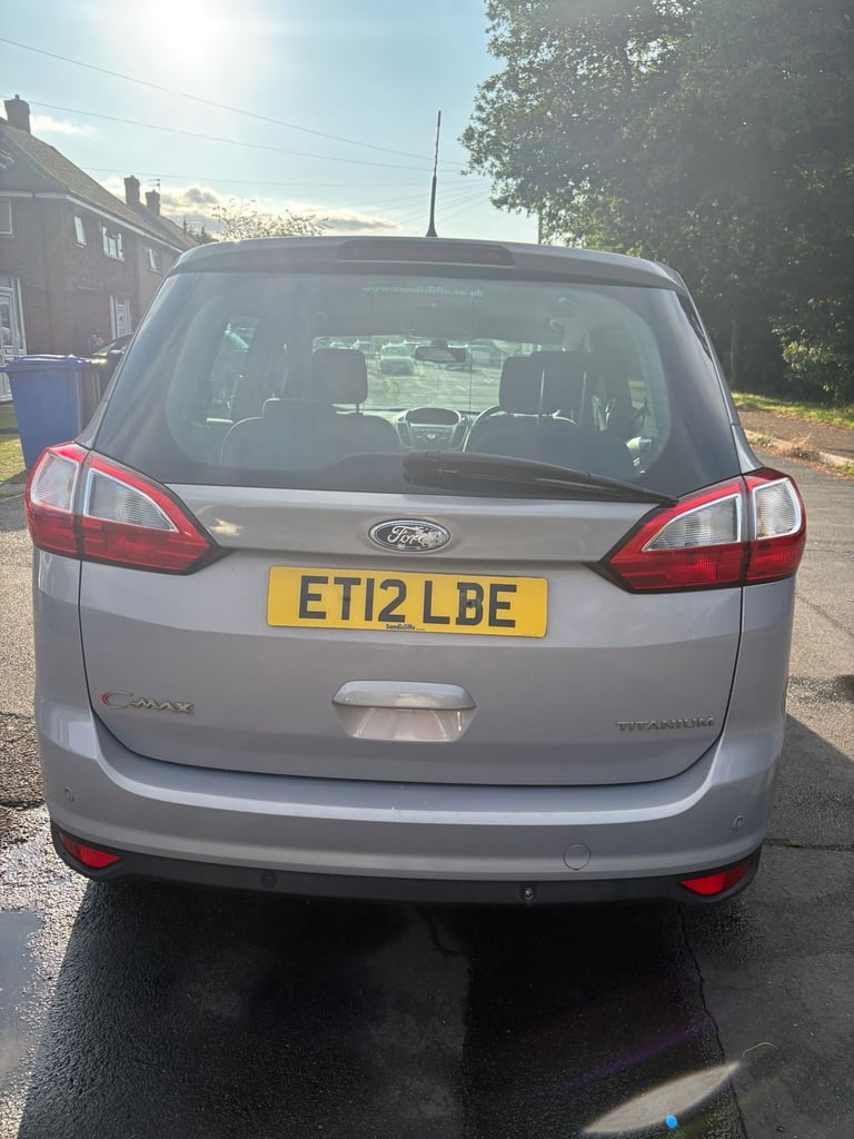2012 Ford Grand C-Max 1.6 TDCi Titanium 5dr 7 seater diesel  MPV Diesel Manual