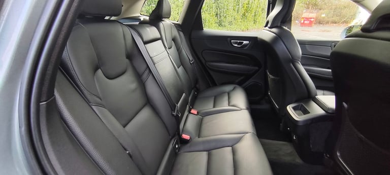 2018 Volvo XC60 2.0L Momentum Pro D4 AWD Auto SUV 5dr Diesel Automatic Euro 6 (188 bhp) SUV Diese...