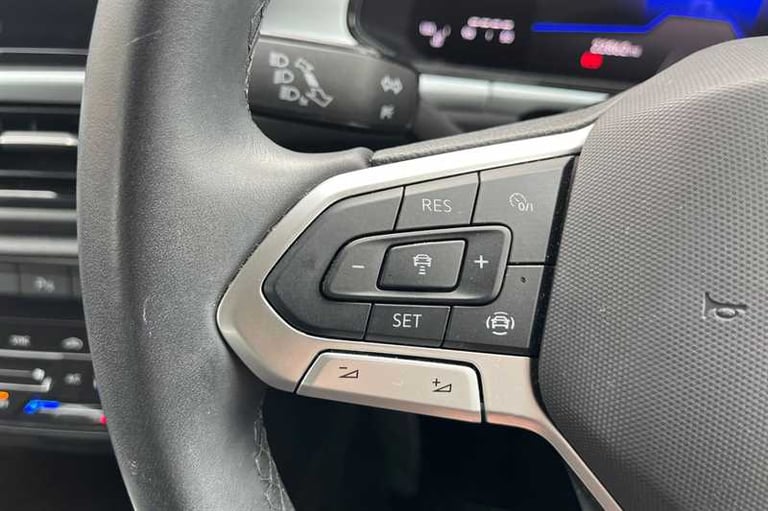 2023 Volkswagen T-Roc 1.0 TSI Life 5dr HATCHBACK PETROL Manual