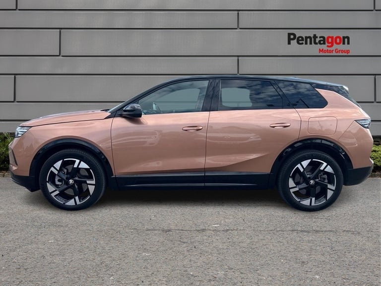  Vauxhall Grandland Electric 73kwh Ultimate Suv 5dr Electric Auto 213 Ps