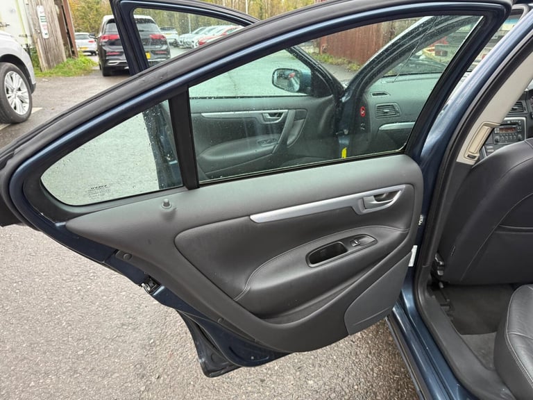 2006 Volvo S60 2.4D SE 4dr Geartronic SALOON DIESEL Automatic