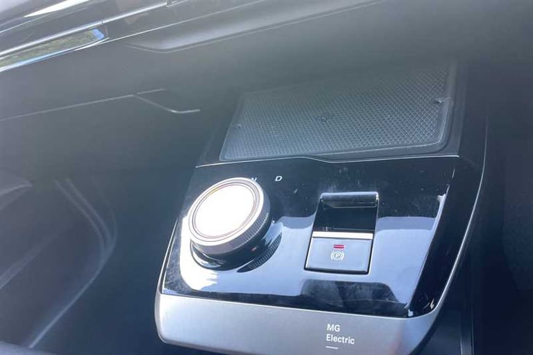 2023 MG MG4 64kWh Trophy Long Range Hatchback 5dr Electric Auto (203 ps) Hatchback Electric Autom...