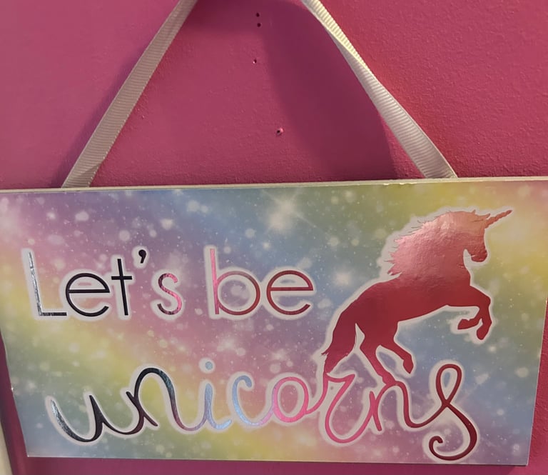 Unicorn plaque