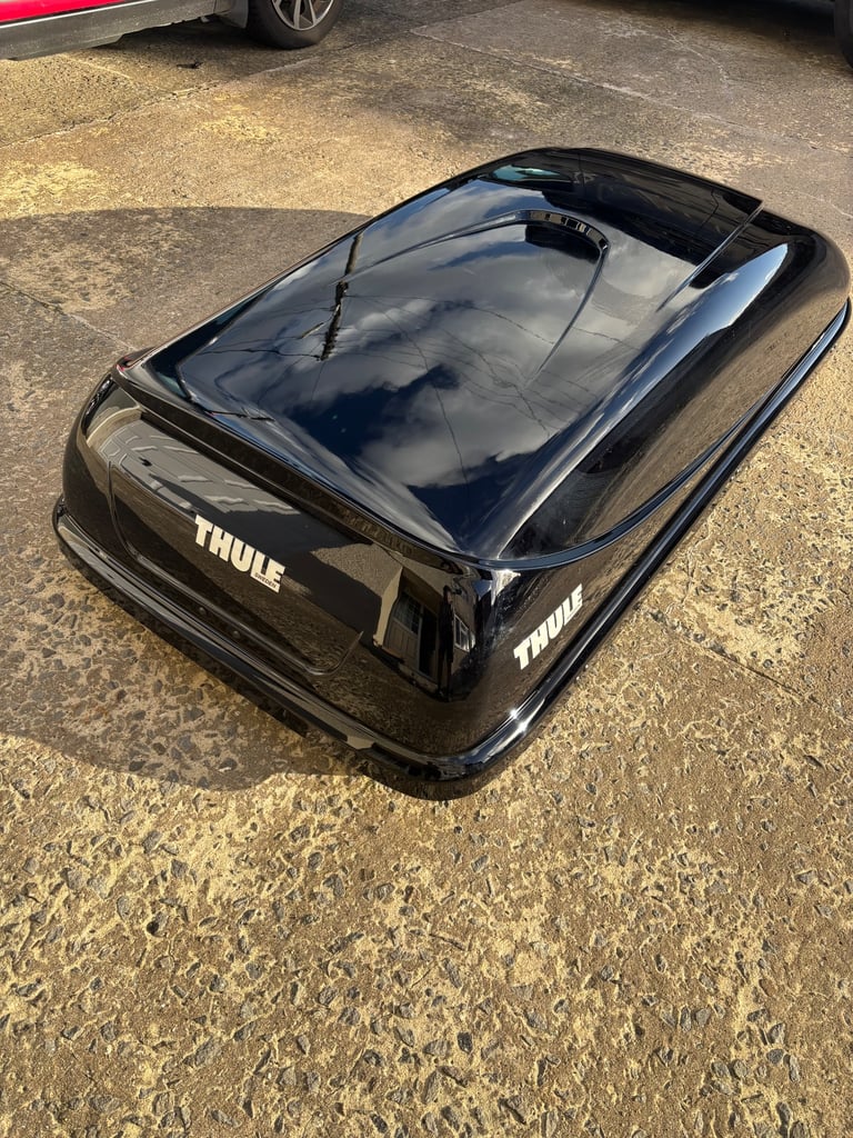 Thule Ocean 200 Roofbox