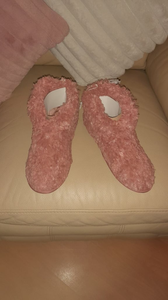X2  new ladies slippers 