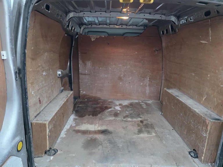 2011 Ford Connect Tdci 1 years mot Ready for work silver alloys £1990 