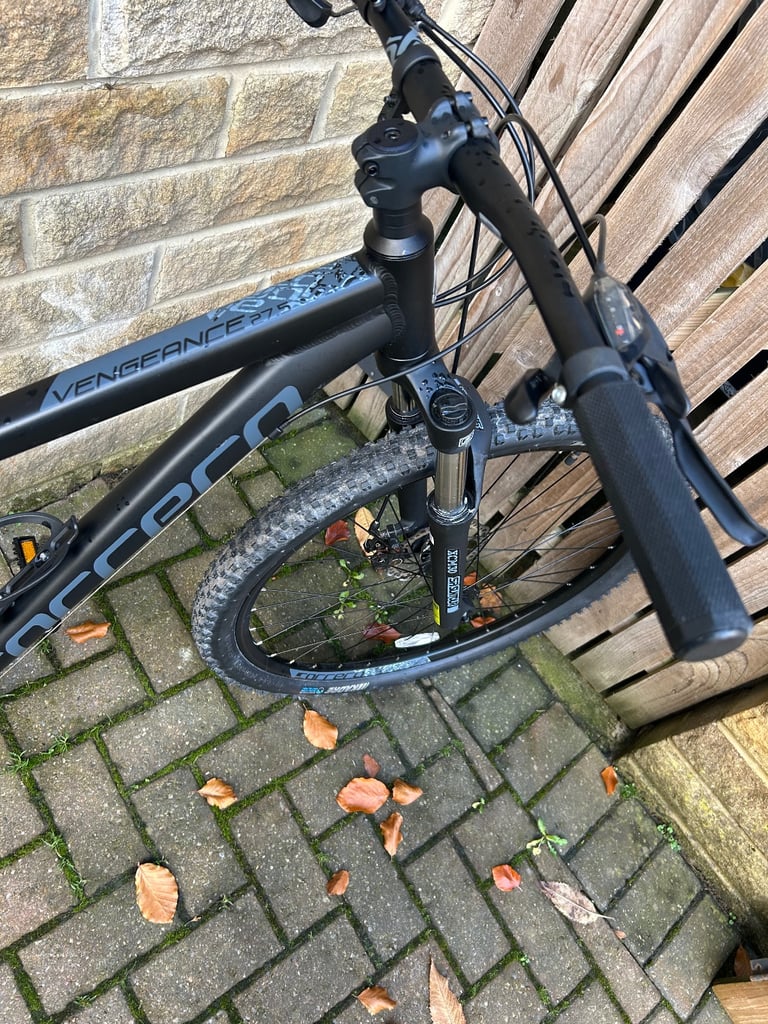 2025 Carrera Vengeance Mountain Bike Black Like Brand New Used Once 