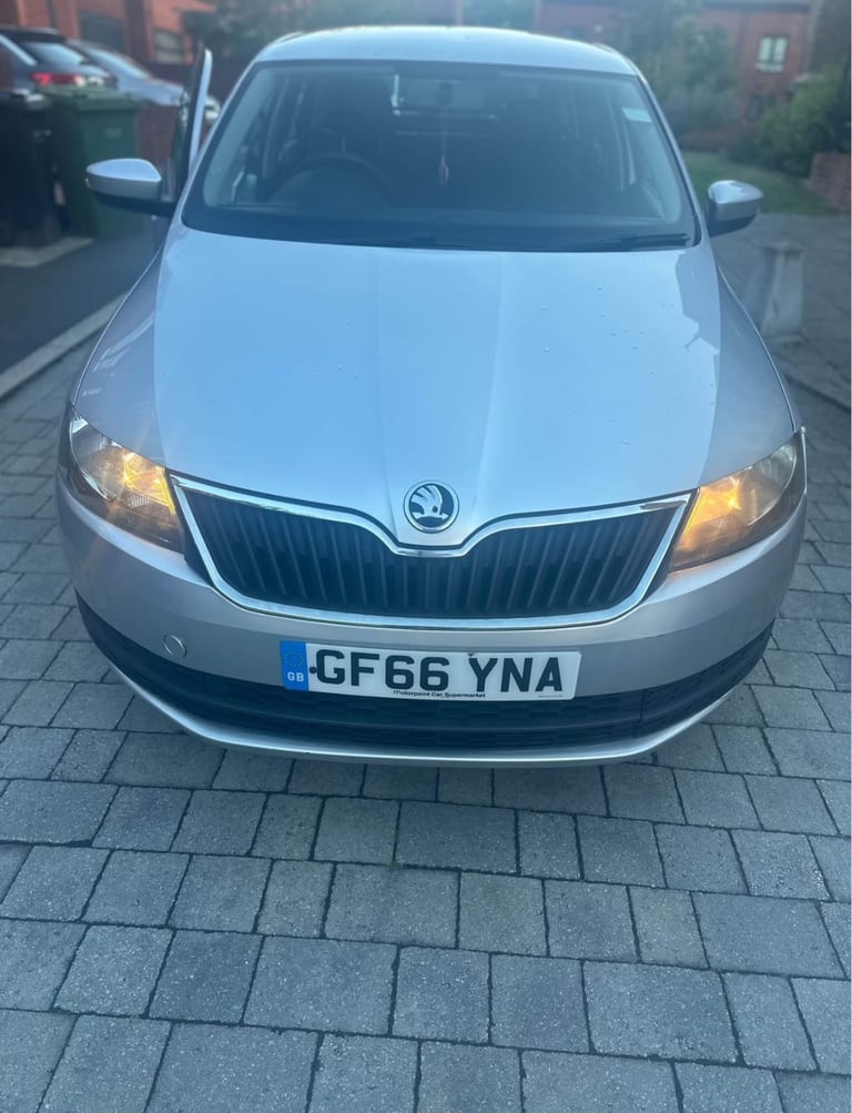 Skoda, RAPID SPACEBACK, Hatchback, 2016, Manual, 1422 (cc), 5 doors