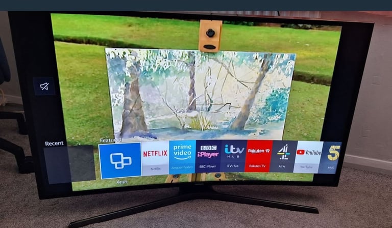 Please Read the description 40in Samsung smart curved tv