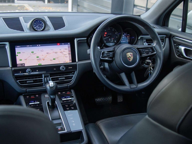 2023 Porsche Macan 5dr PDK ESTATE PETROL Automatic