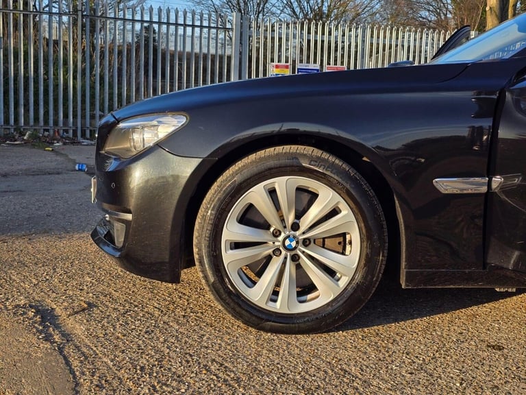 2013 BMW 7 Series 4.4 750Li V8 SE Auto Euro 5 (s/s) 4dr Saloon Petrol Automatic