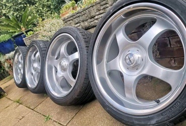 ALLOY WHEEL POWDER COATING & REFURBISHMENT 