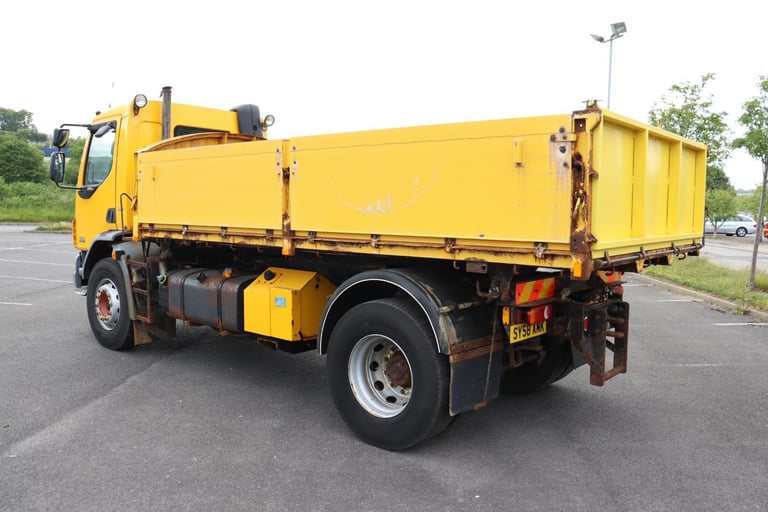 DAF LF55 220 4X2 DROPSIDE STEEL INSULATED TIPPER (2008)