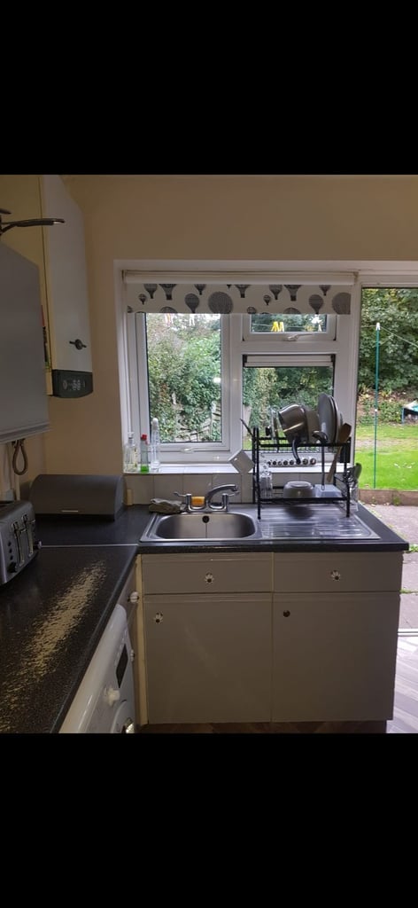 Need to downsize! ONE bed property wanted!