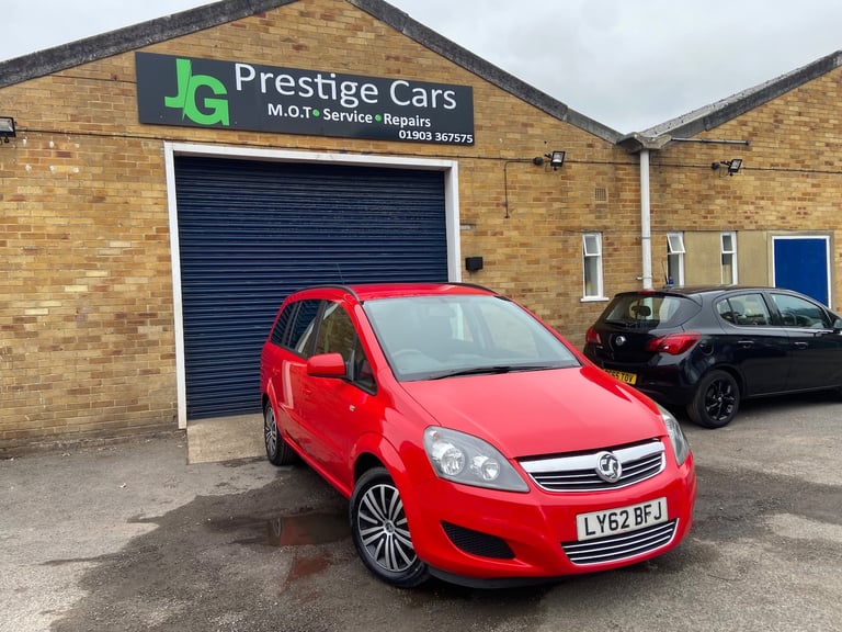 2012 Vauxhall Zafira 1.6 16V Exclusiv MPV 5dr Petrol Manual Euro 5 (115 ps)