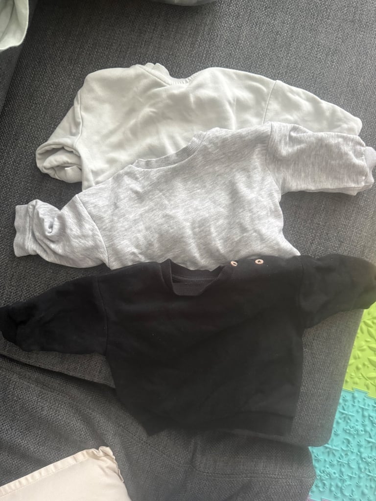 Baby clothes 