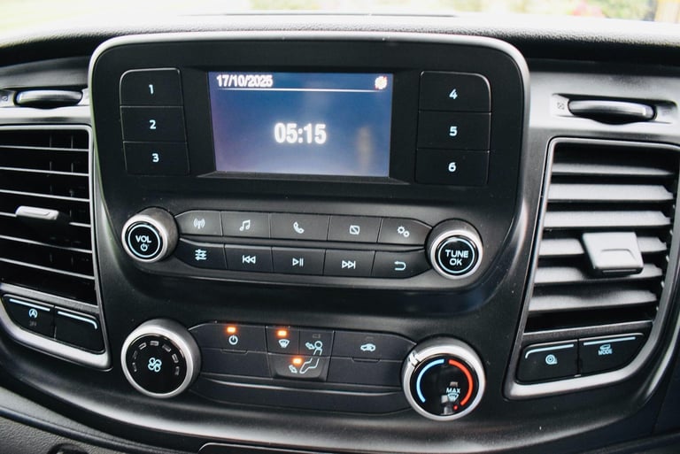 2022 Ford Transit 2.0 350 Tipper  HD Leader RWD L2 Euro 6 CHASSIS CAB Diesel Manual